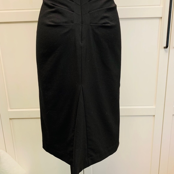 EUC BCBG Black formal skirt Size 6 - Picture 4 of 9